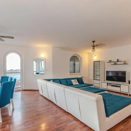 Lovely In With House Sea View * Povljana